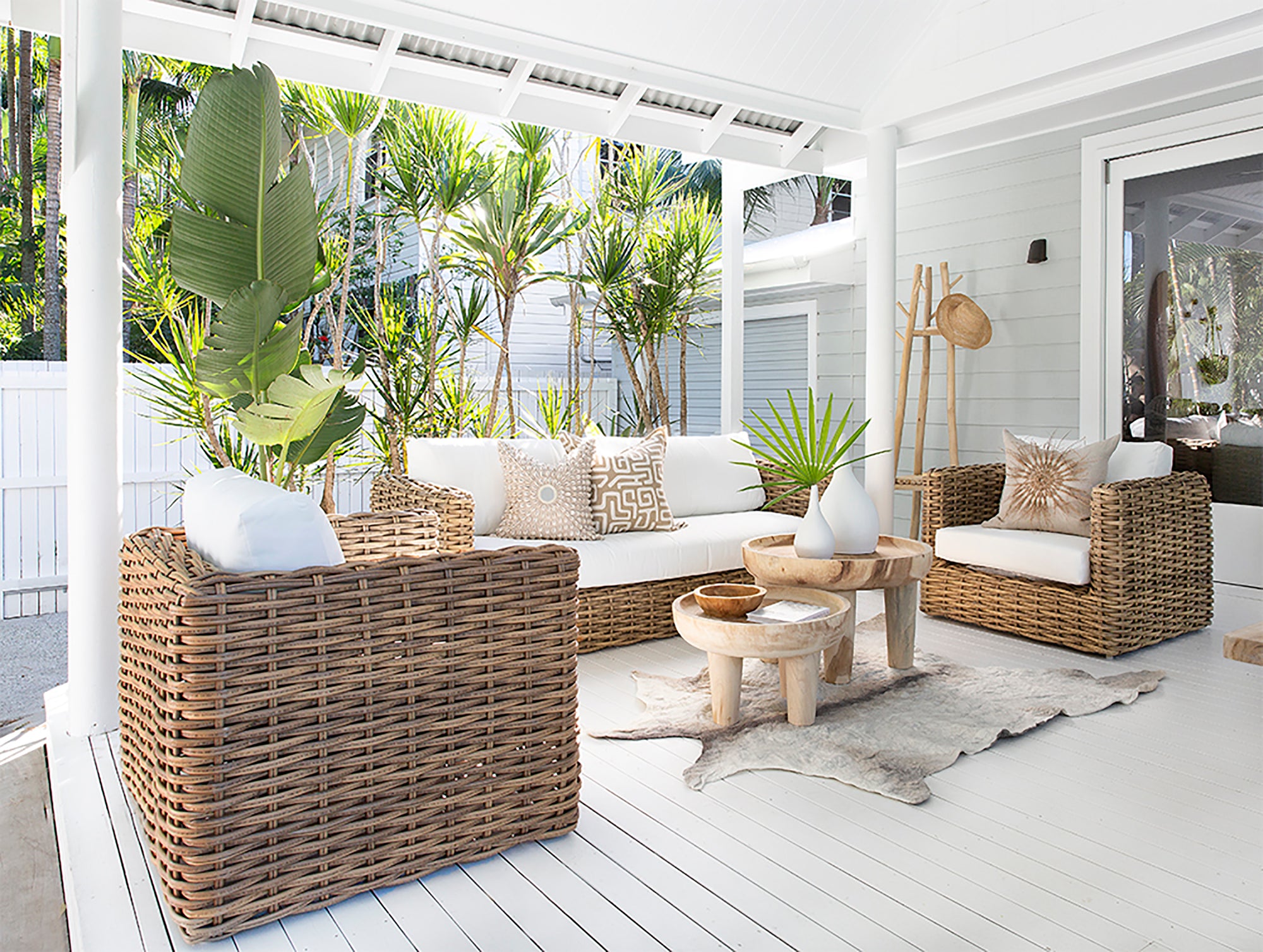 Himba Outdoor Sofa Uniqwa Collections
