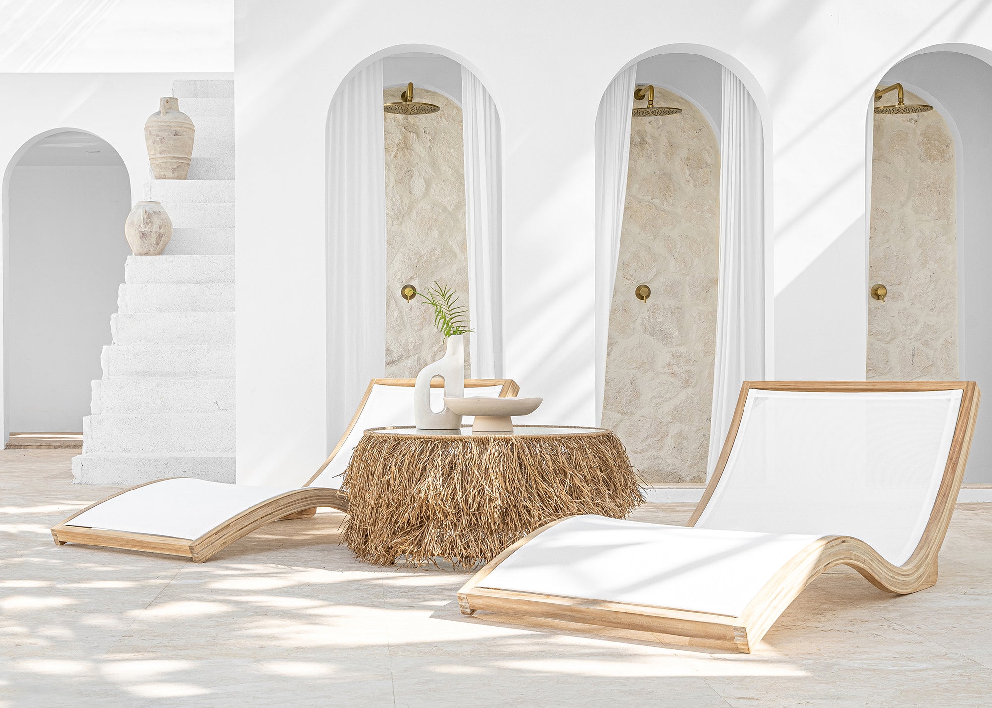 Daybeds / Loungers / Hanging Chairs