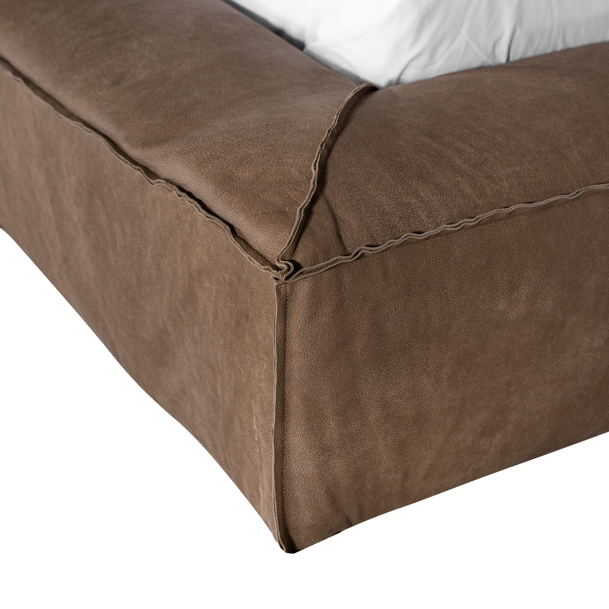Harlow Bed | Buffalo Leather | Mushroom Brown | Queen