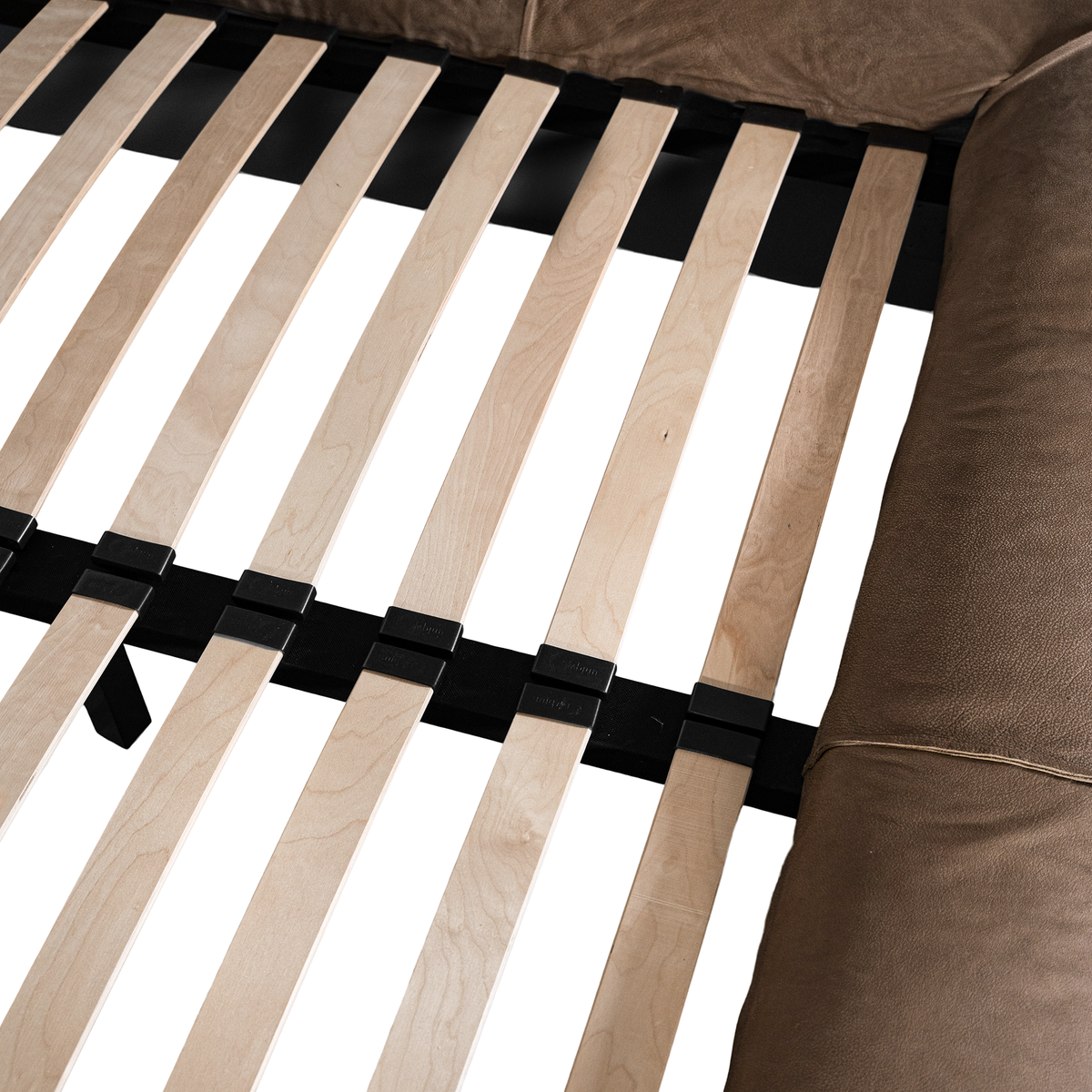 Harlow Bed | Buffalo Leather | Mushroom Brown | Queen