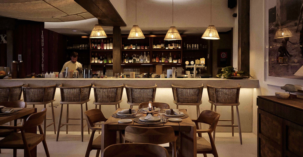 Moya Barchair Uniqwa Collections