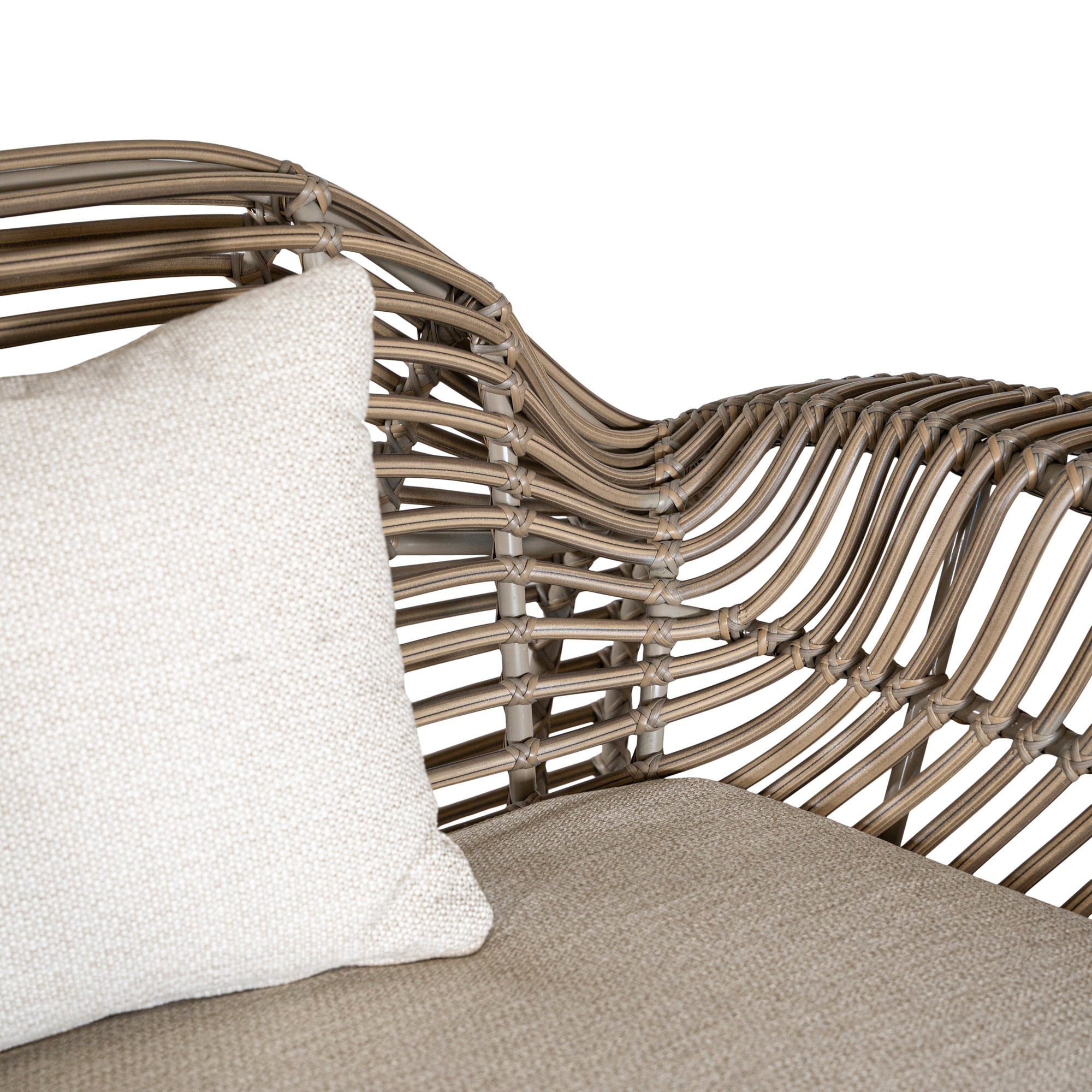 Makasi Sofa | Three Seater Uniqwa Collections