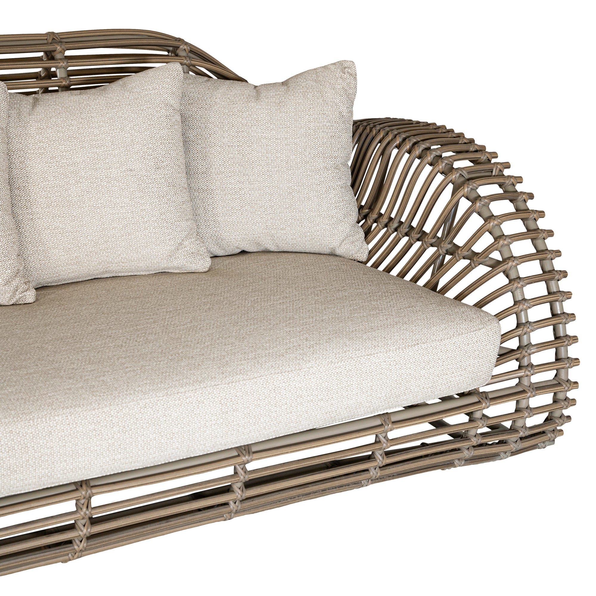 Makasi Sofa | Three Seater Uniqwa Collections