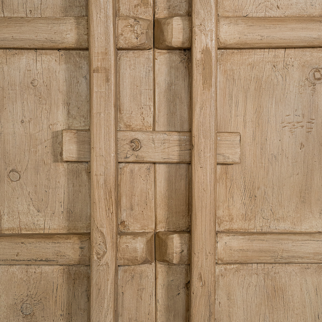 Bulu Cabinet Uniqwa Collections