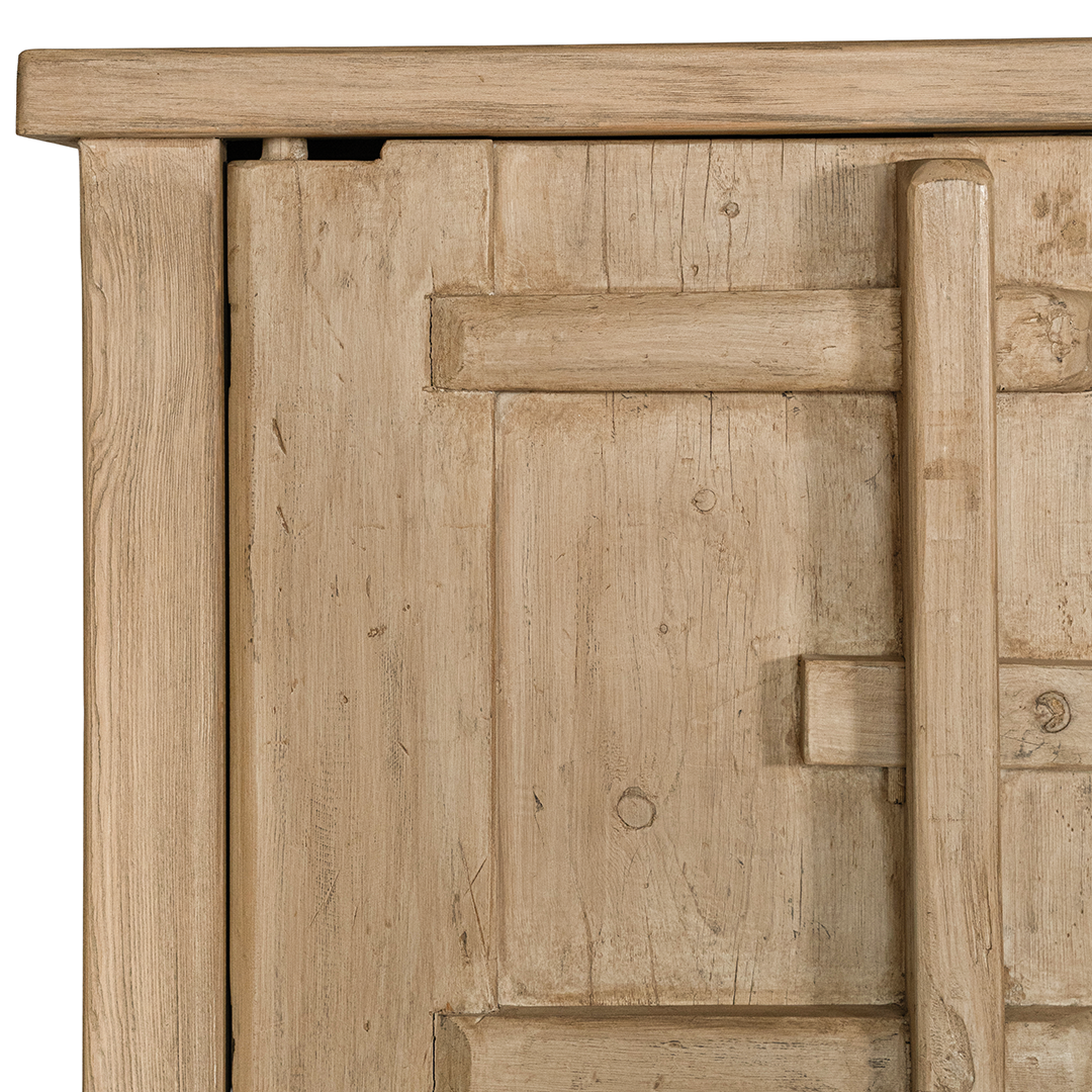 Bulu Cabinet Uniqwa Collections
