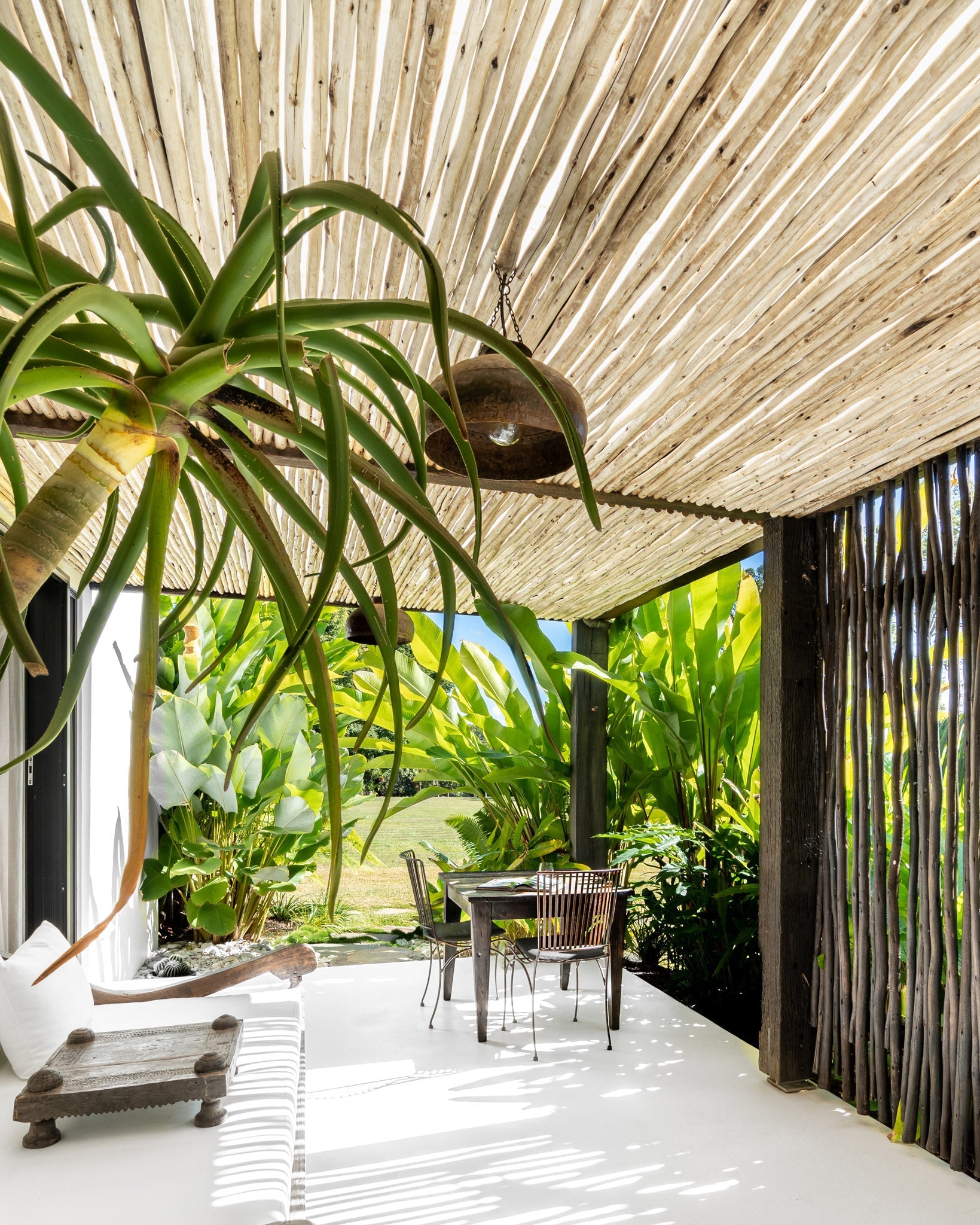 Uniqwa Eucalyptus Latte Poles Bundle of 10 Uniqwa Latte Poles