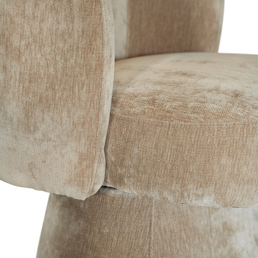 Malfi Swivel Chair | Dolce Uniqwa Collections
