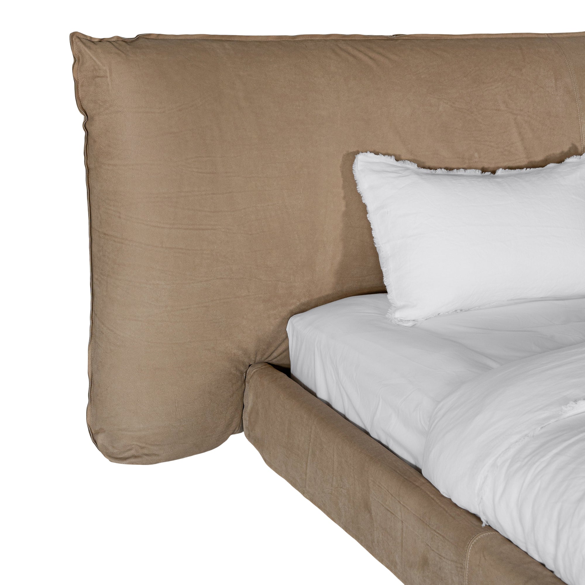 Mallorca Bed | Leather | Enoki Brown Uniqwa Collections