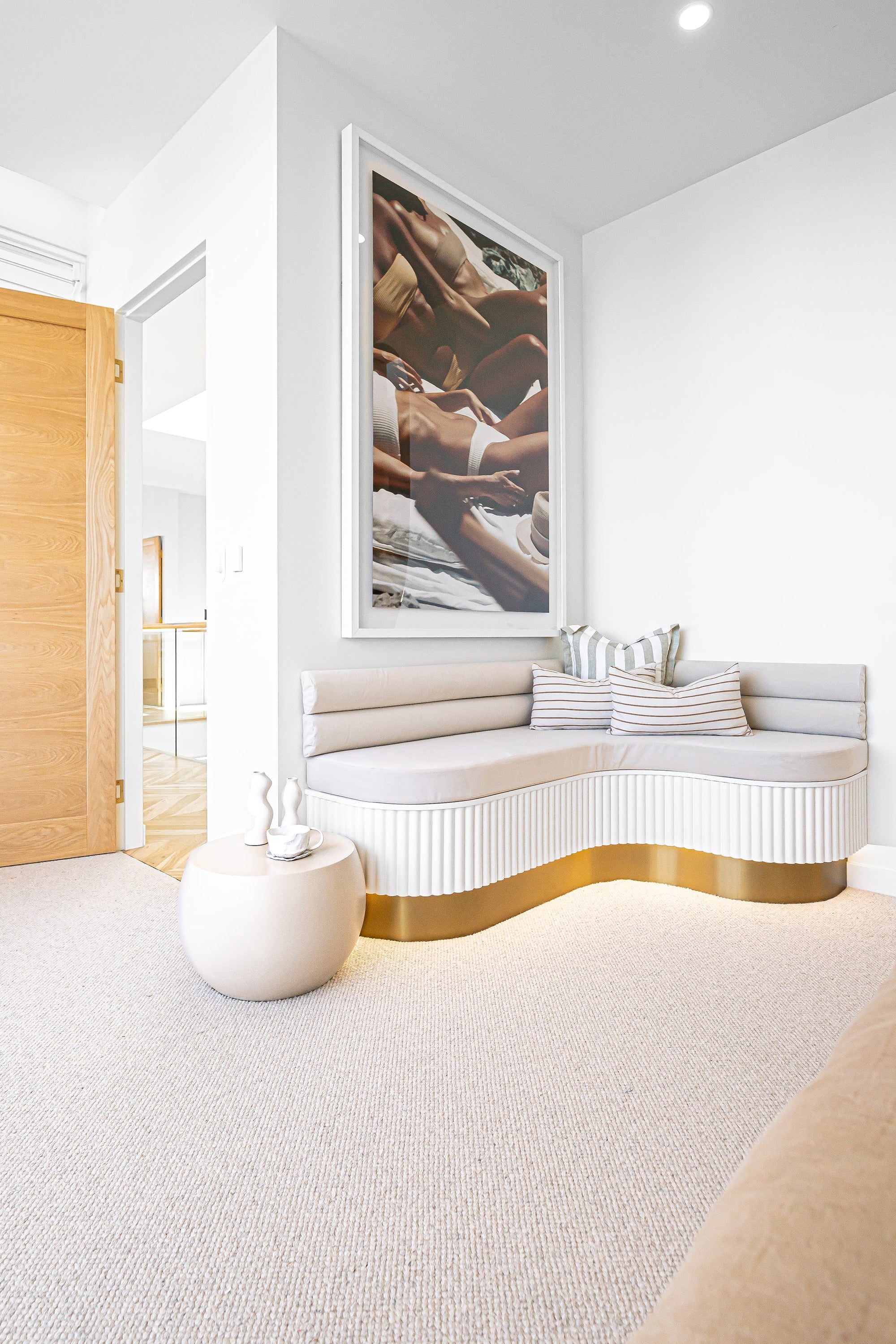 Santorini Side Table | Black Uniqwa Collections