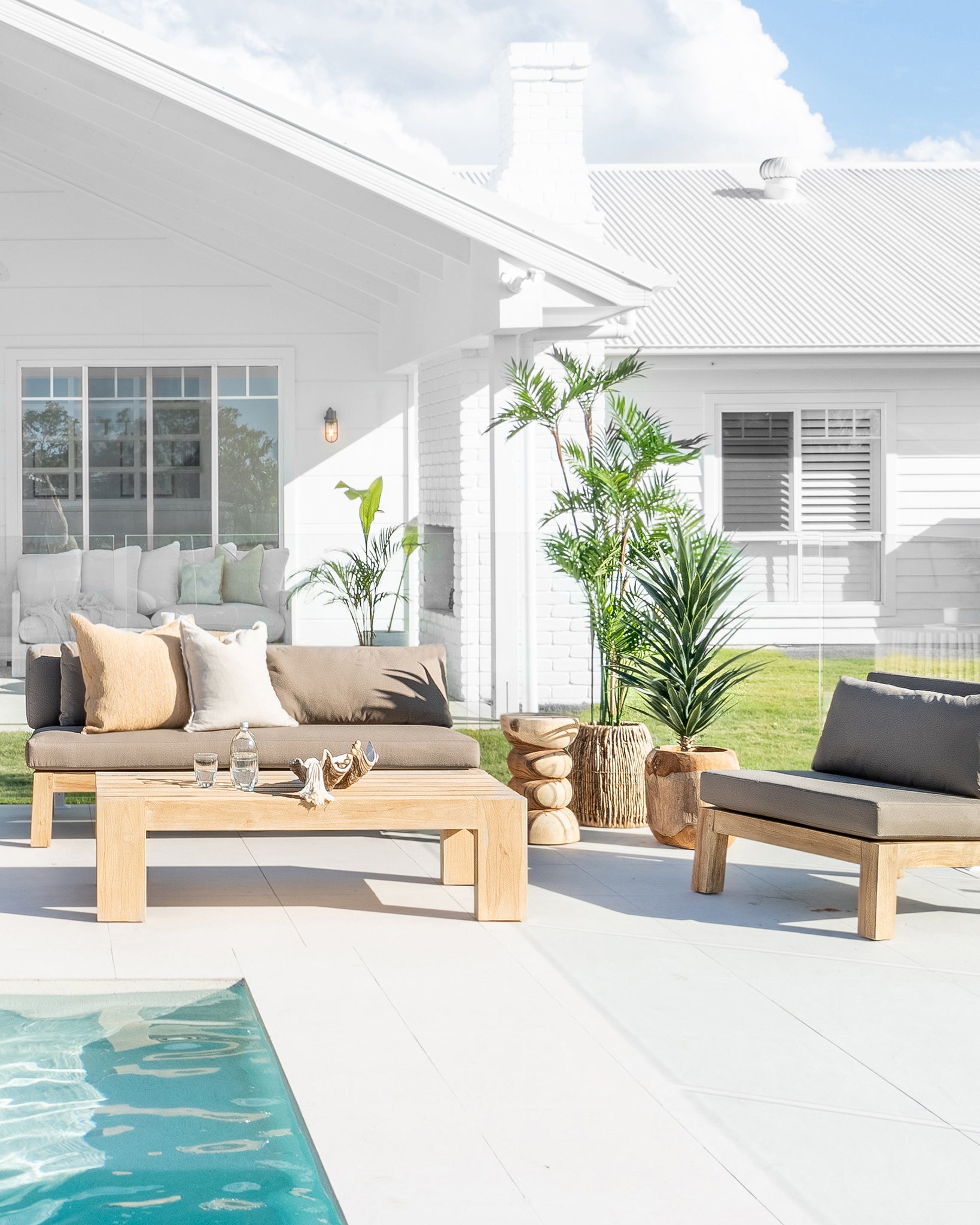 Songo Stool | Natural Uniqwa Collections