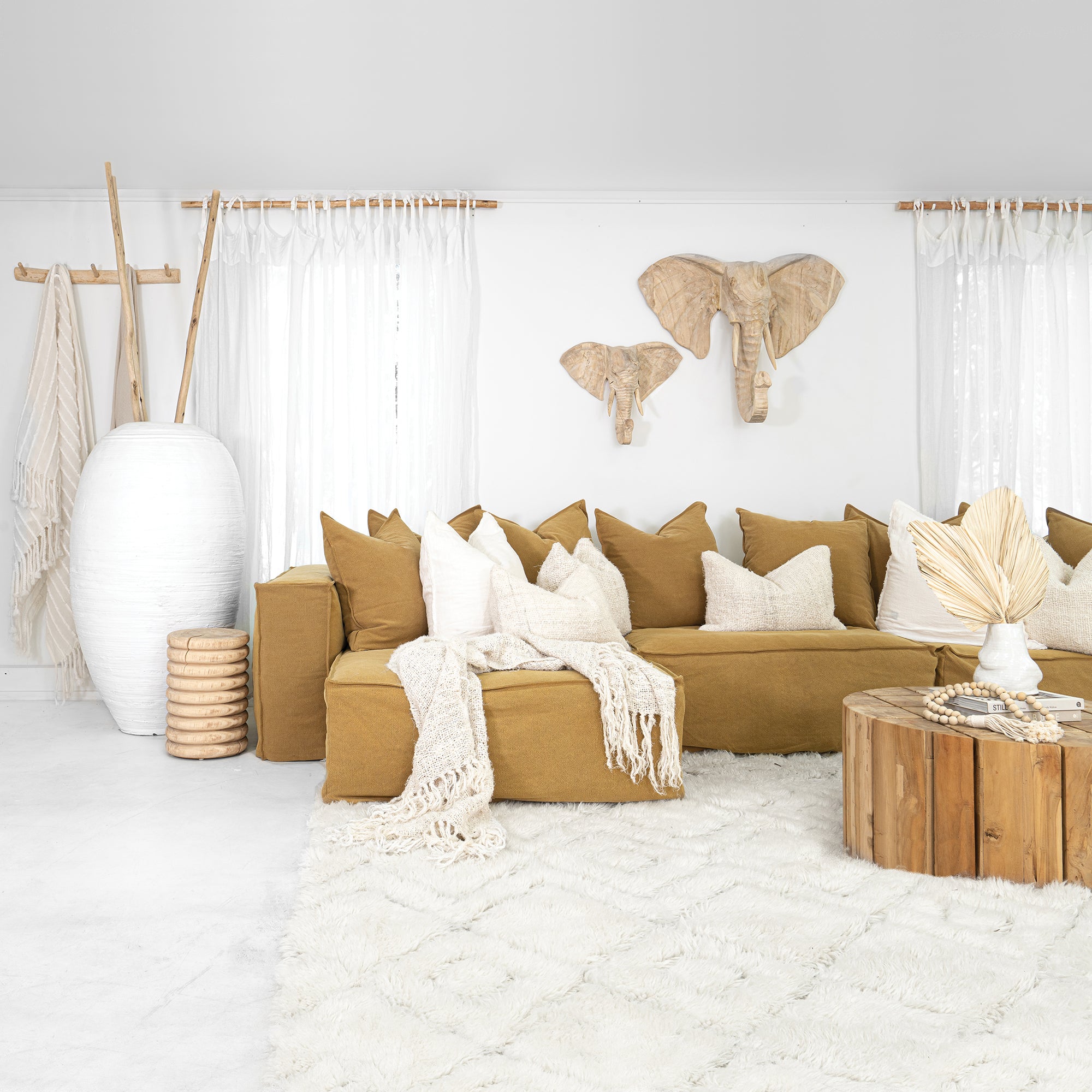 Hendrix Sofa | One Seater Uniqwa Collections