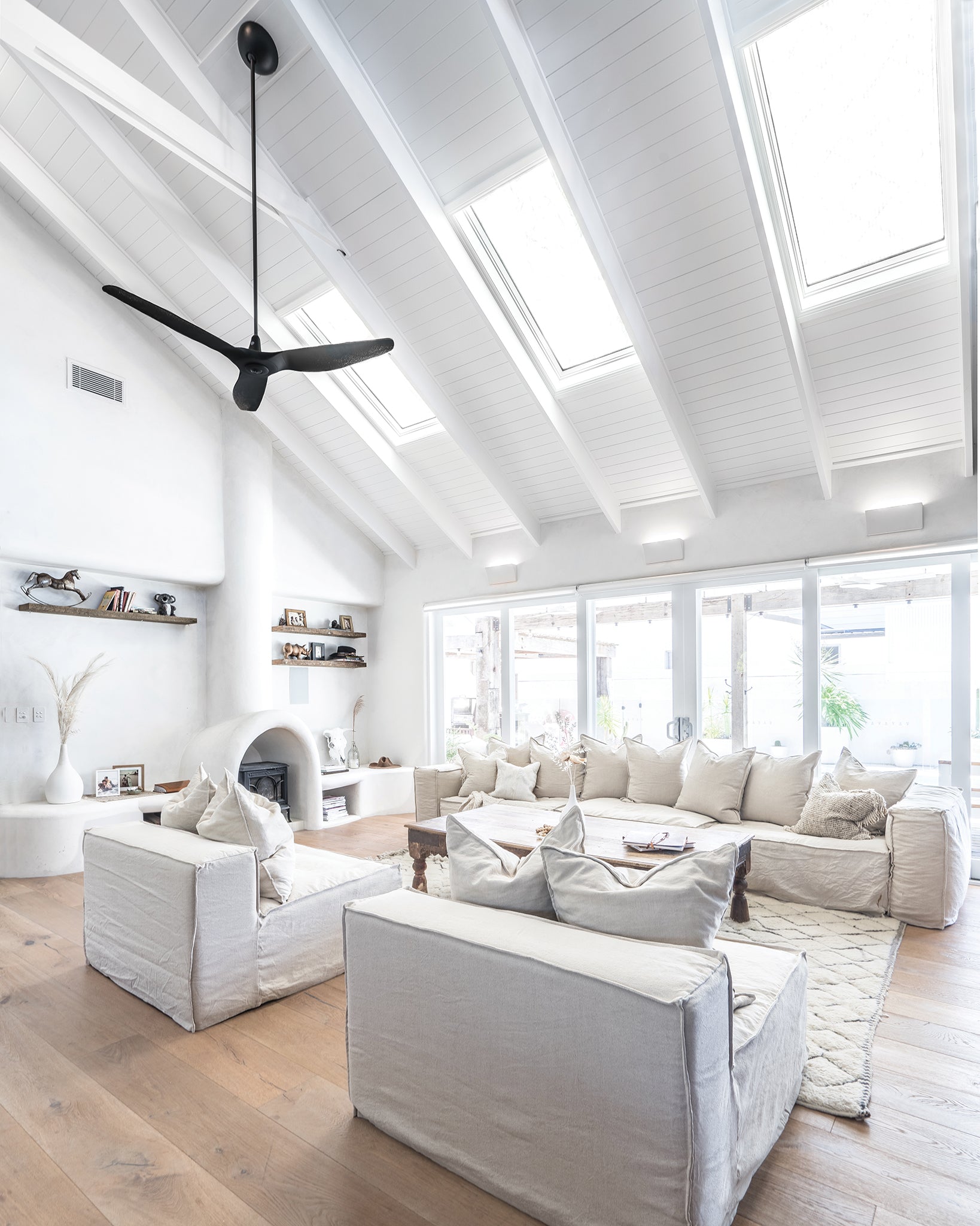 Hendrix Sofa | One Seater Uniqwa Collections