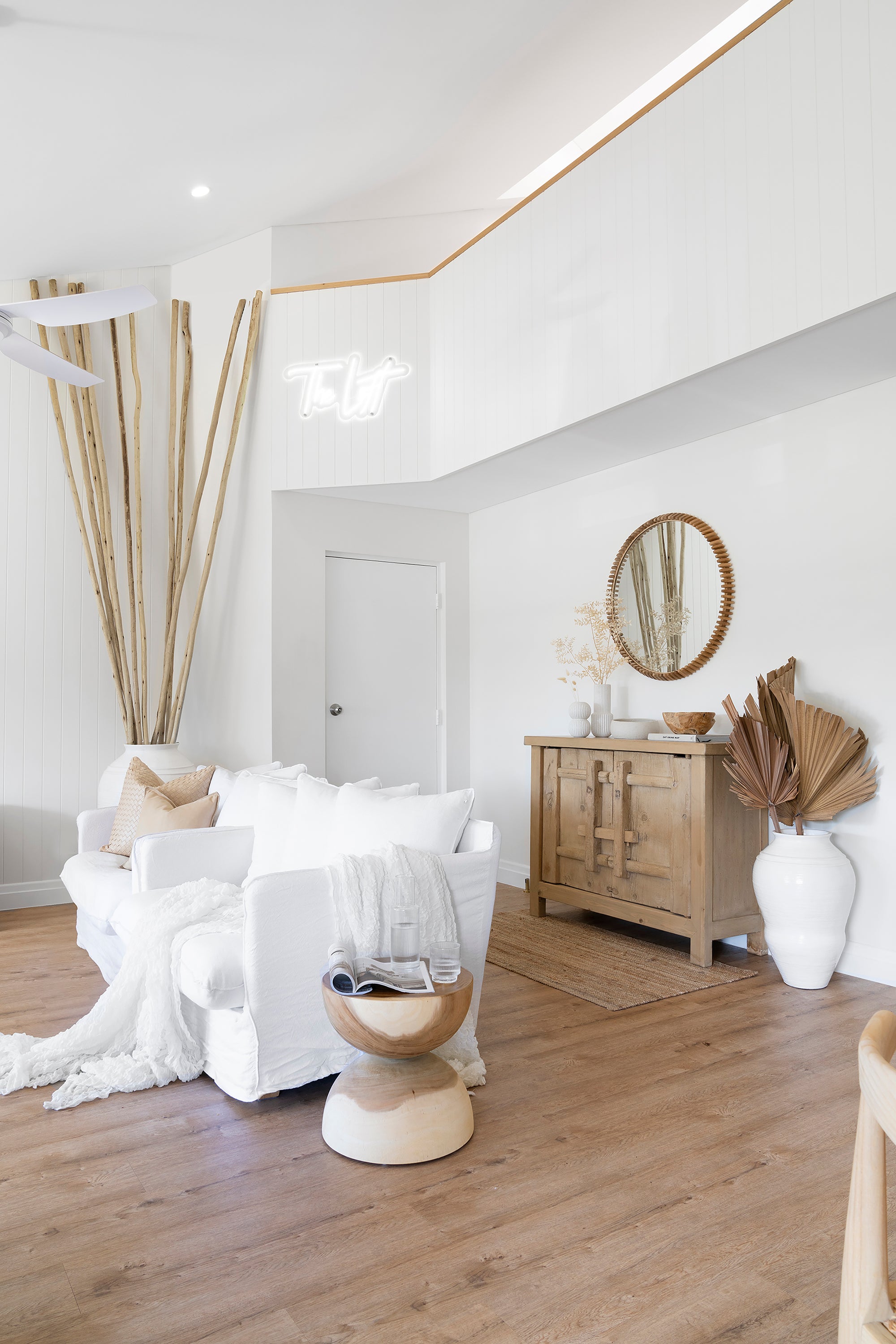 Lindi Round Mirror | Natural Uniqwa Collections