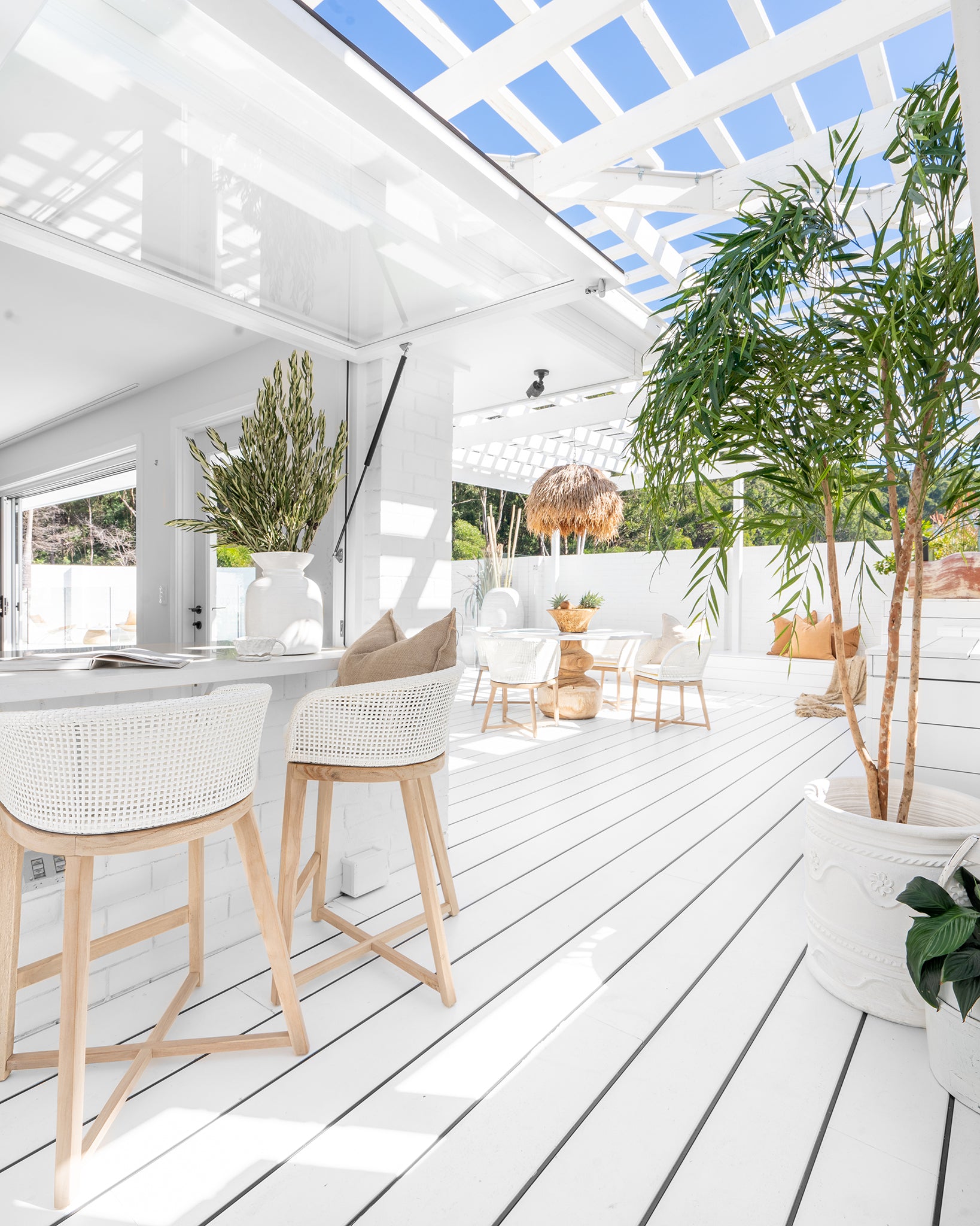 Tula Barchair | Polyrattan | White Uniqwa Collections